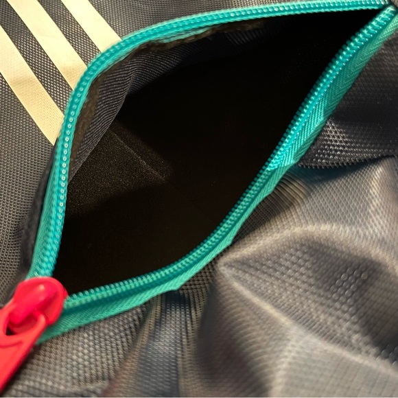 Adidas Drawstring Backpack - Picture 4 of 5
